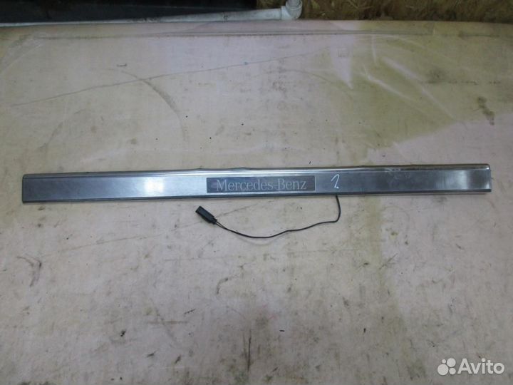 Накладки порогов внутренние w216 CL-class 275.9