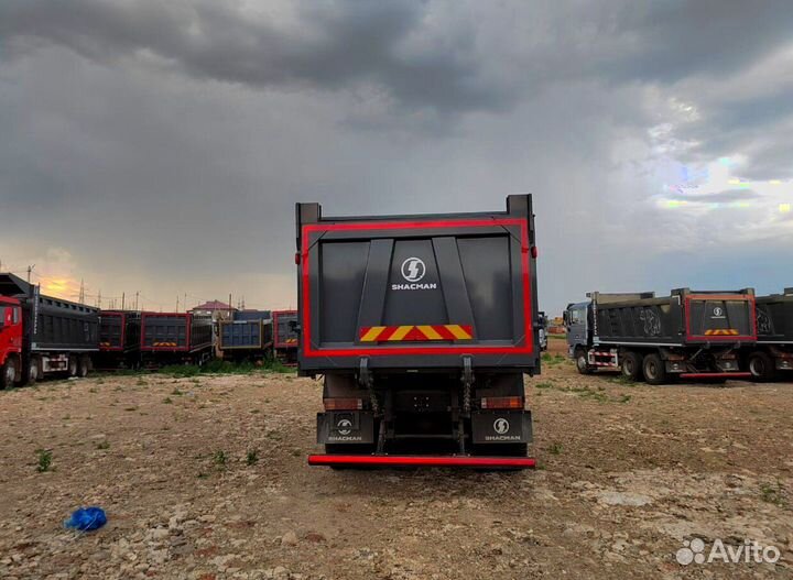 Shacman (Shaanxi) F3000, 2023