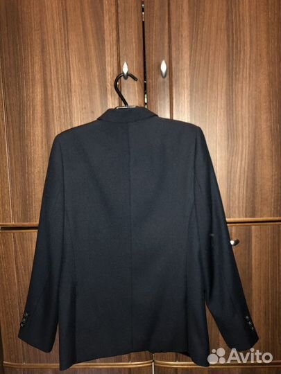 Пиджак на мальчика, новый, 146 см