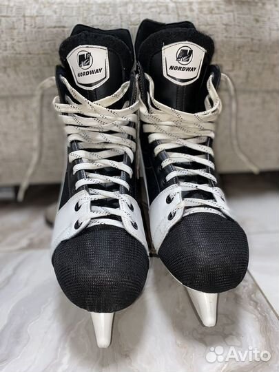 Коньки хоккейные 48 размер