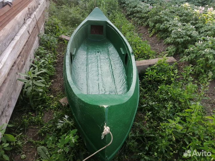 Лодка-каноэ