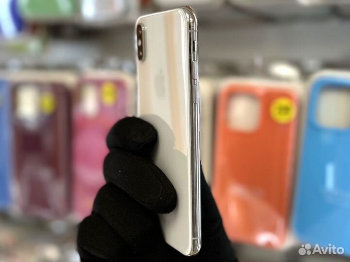 iPhone X, 64 ГБ