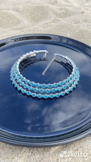 Колье чокер с синими кристаллами