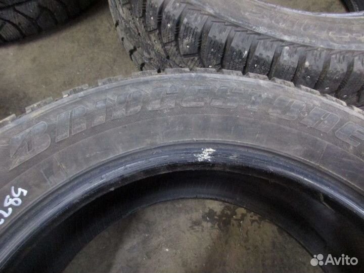 Bridgestone Ice Cruiser 7000 215/60 R17