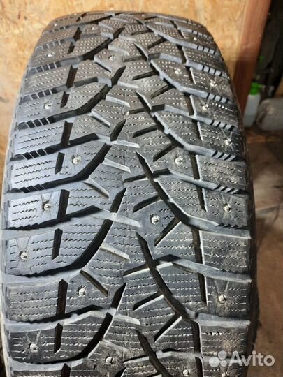 Bridgestone Blizzak Spike-02 265/65 R17