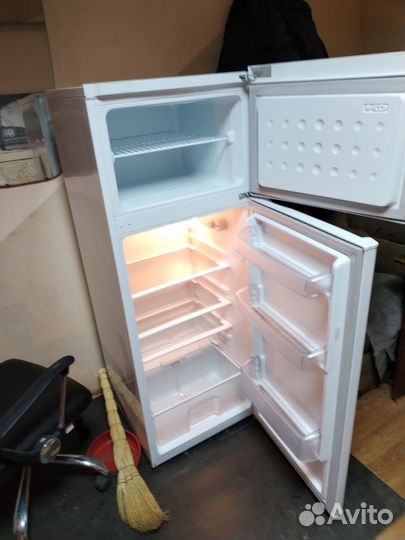 Холодильник Веко