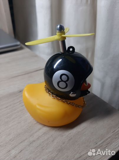 Игрушка(аксессуар) уточка в автомобиль