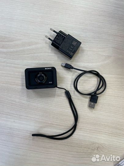 Миниатюрная камера sony RX0