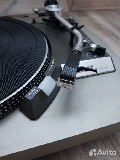 Проигрыватель винила technics sl 26