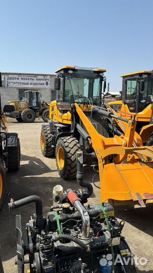 Фронтальный погрузчик BIZON 936, 2024