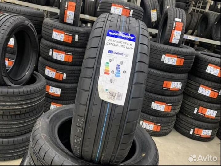 Windforce Catchfors UHP 215/55 R16 97W