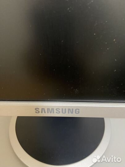 Монитор Samsung