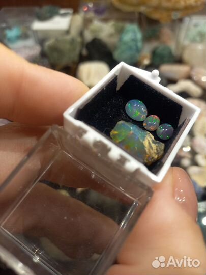 Натуральные опалы