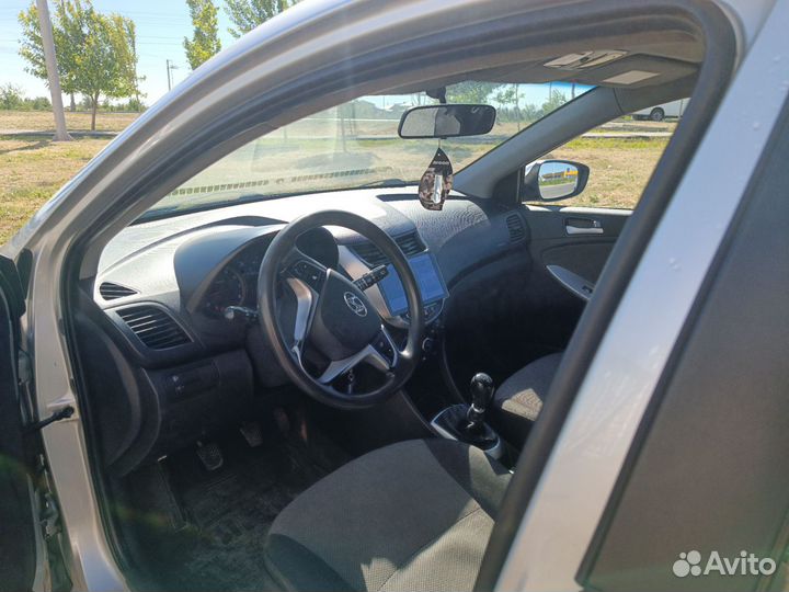 Hyundai Solaris 1.6 МТ, 2013, 194 000 км