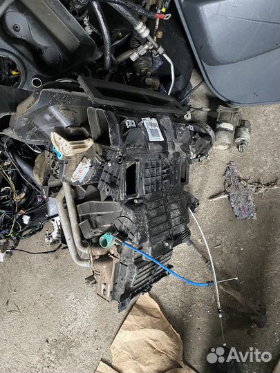 Панель на ларгус