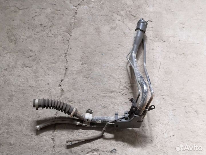 Заливная горловина camry xv40