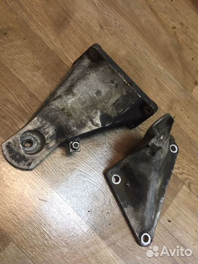 Кронштейн двигателя М57 Бмв Е60 Е61