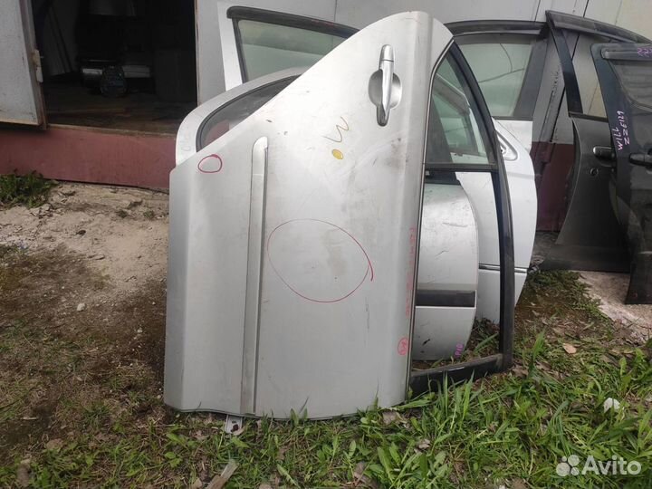 Дверь Toyota Premio 240