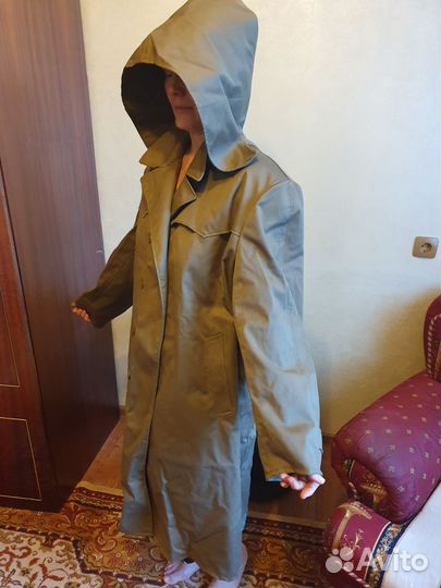 Плащ для леса и рыбалки
