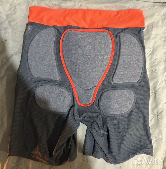 Новые защитные шорты для сноуборда