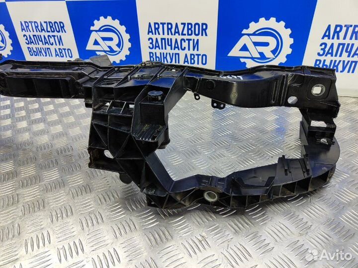 Телевизор (панель передняя) Ford Focus 3 CB8 1.6