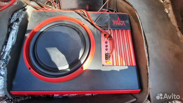 Активный сабвуфер урал