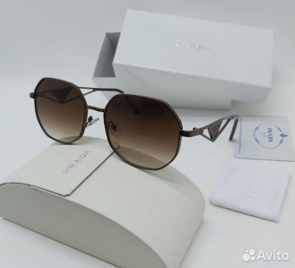 Солнцезащитные очки разные бренды полный комплект