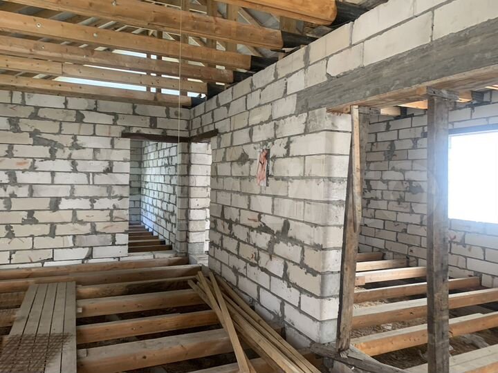 Дом 115 м² на участке 5 сот.