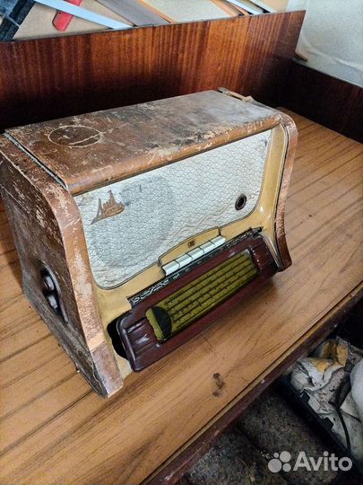 Радиола старинная времён ВОВ