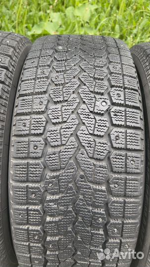 Yokohama Ice Guard F700S 20.5/55 R16