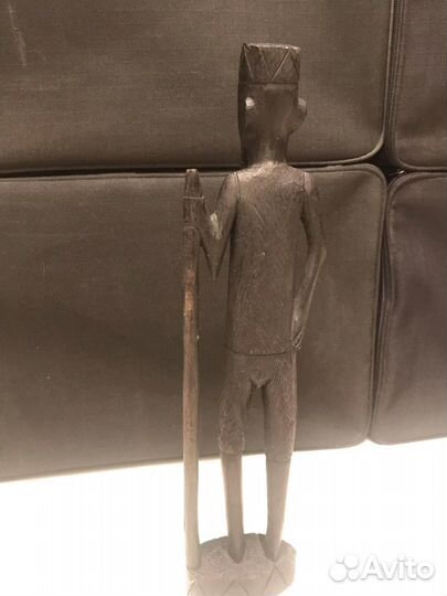 Статуэтка из дерева Африка Мужчина