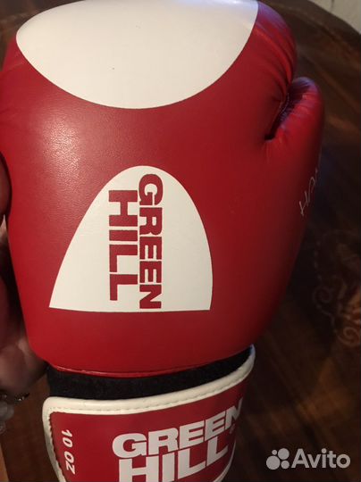 Боксерские перчатки 10 oz green hill