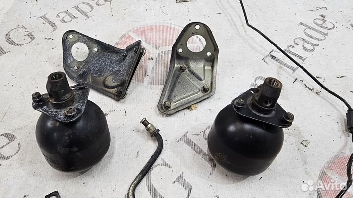 Гидроаккумуляторы на Mercedes-Benz W140