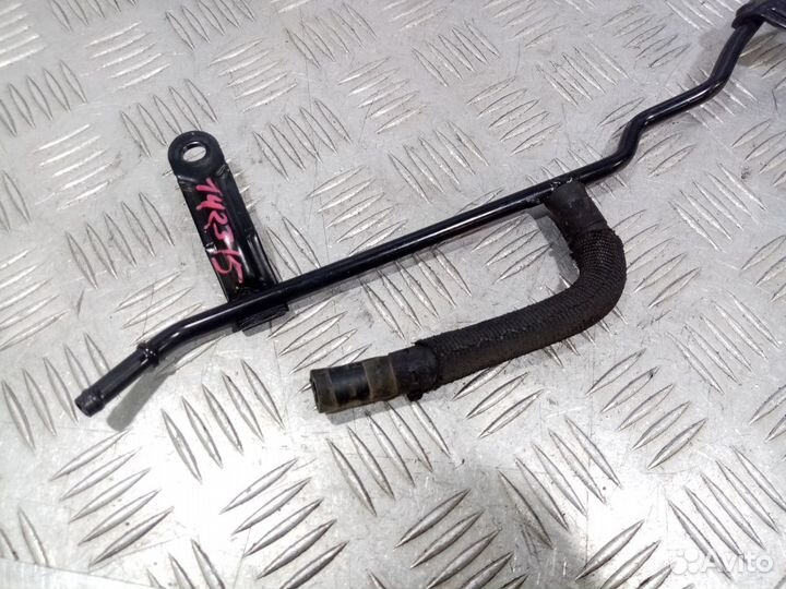 Б/У Трубка системы охлаждения#001