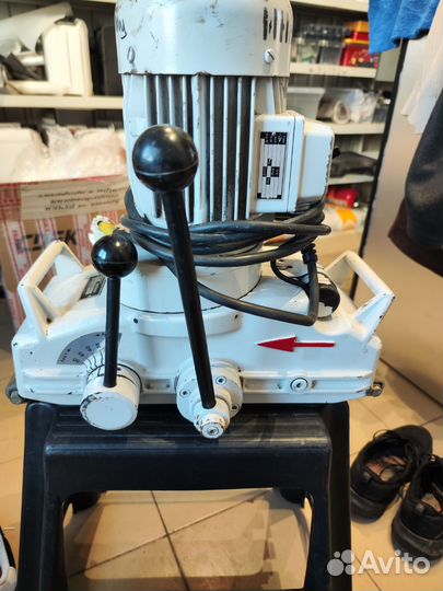 Фальцезакаточная машина Schlebach FK1