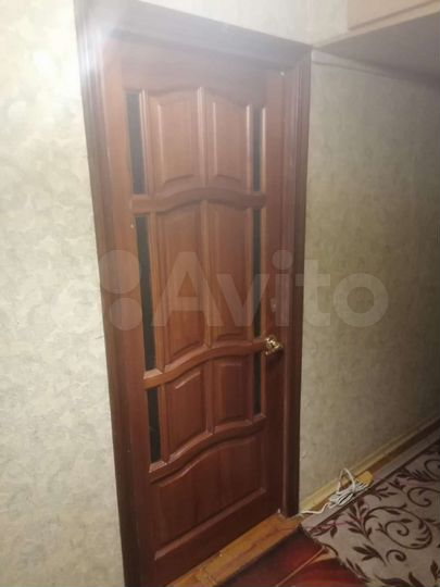 Комната 13,8 м² в 4-к., 1/15 эт.