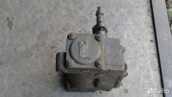 Насос ручной поршневой Р-0.8-30-01 ссср-83г