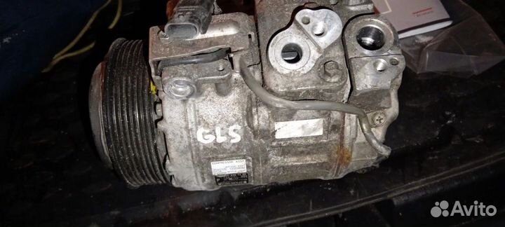 Компрессор кондиционера Mercedes Cls-class x166