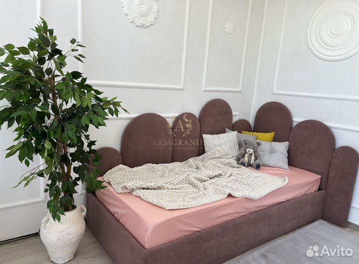 Кровать двуспальная от производителя