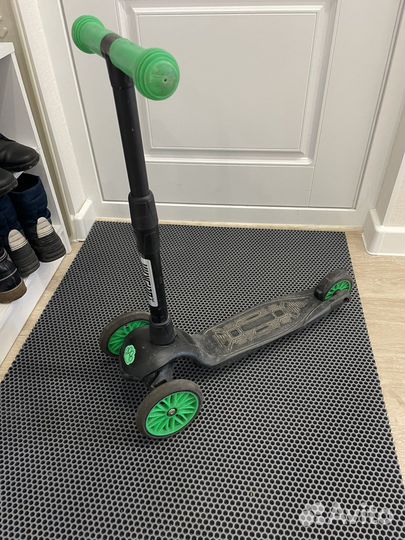 Самокат детский трехколесный