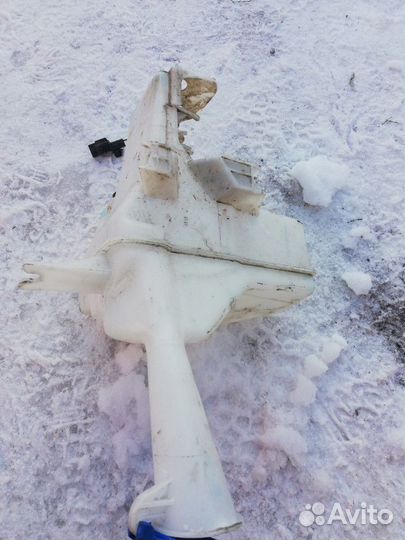 Бачок омывателя Киа Рио 3