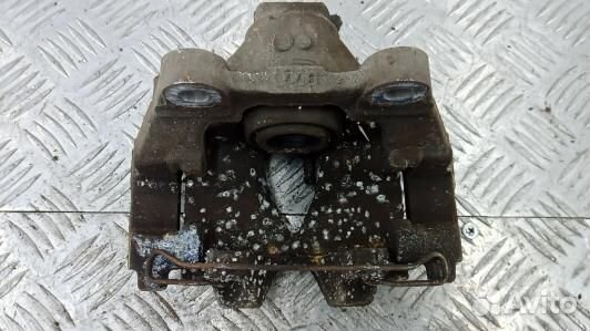 Суппорт тормозной задний правый mercedes benz C-cl