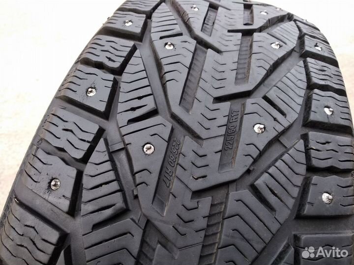 Tigar SUV Ice 225/60 R17