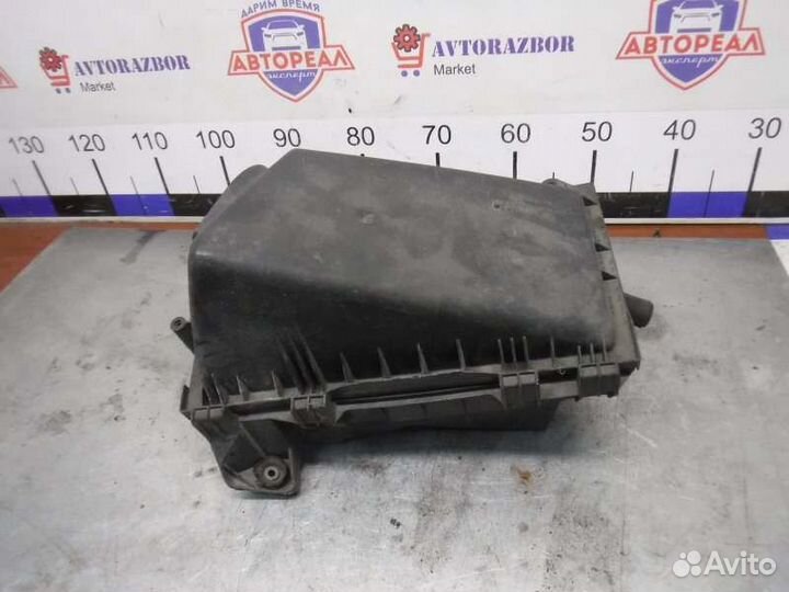 Корпус воздушного фильтра Volkswagen Golf 4 AHF