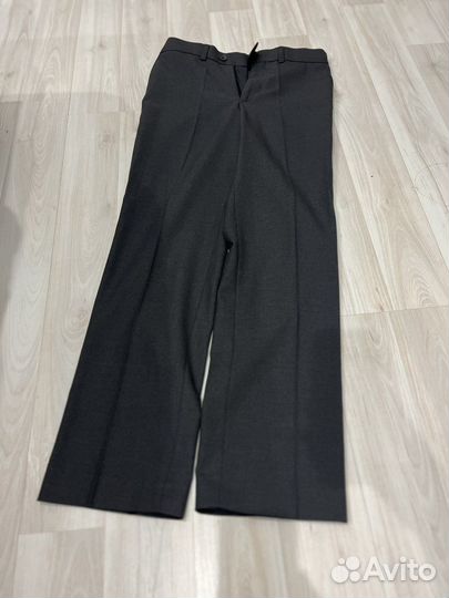 Новый школьный костюм для мальчика 140