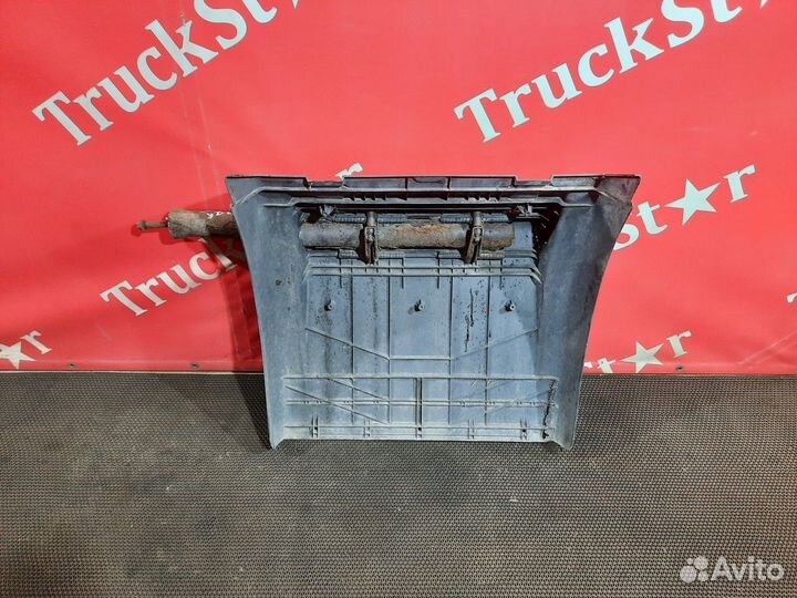 Крыло заднее передняя часть