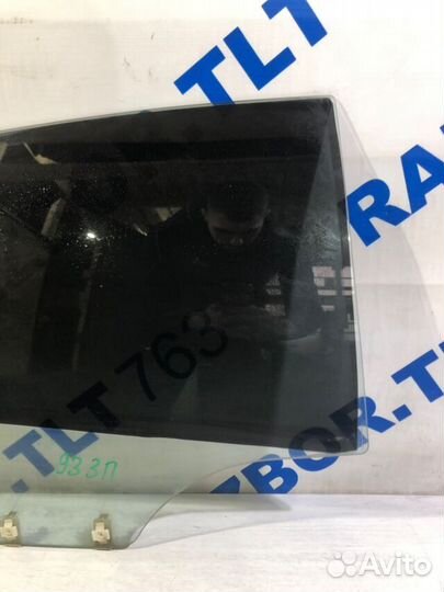 Стекло двери зад прав KIA RIO 3 1.6 ат седан