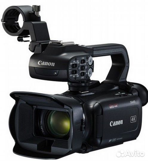 Видеокамера Canon XA40