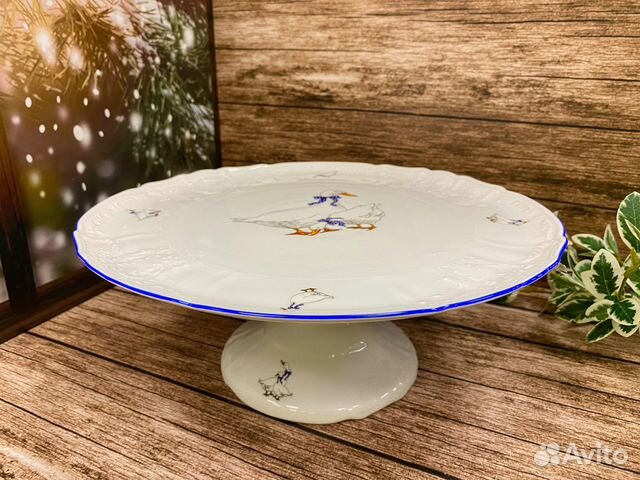 Блюдо для торта на ножке 