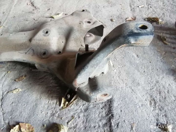 Подрамник передний KIA sportage 3 2010-2015 SL